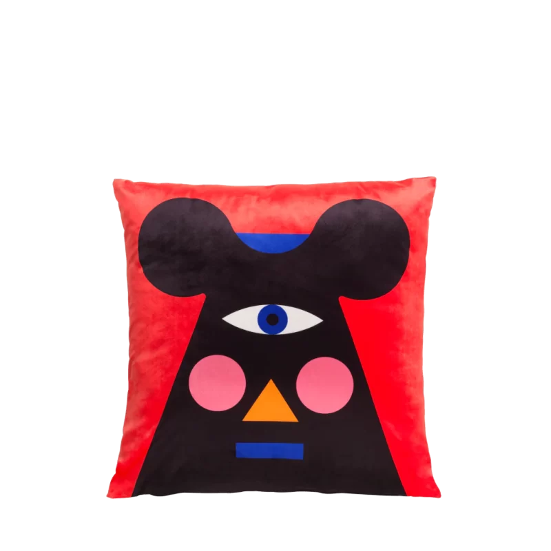 Qeeboo–Cushion-Oggian-Mr.-Mouse-_45x45cm_–design-Marco-Oggian–01–cushion-oggian-mr.-mouse-_45x45cm